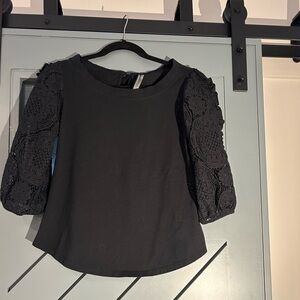 Anthropologie top size small black lace sleeve detail